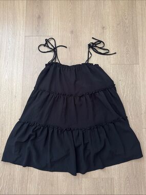 Carly Jean Los Angeles Black Ruffle Tie-Shoulder Sundress
